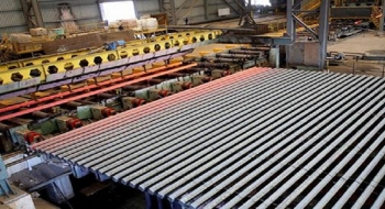 Sản lượng thép thô Trung Quốc tăng kỷ lục